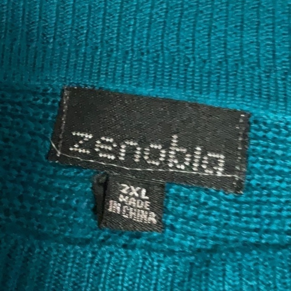 Zenobia - Picture 6 of 9